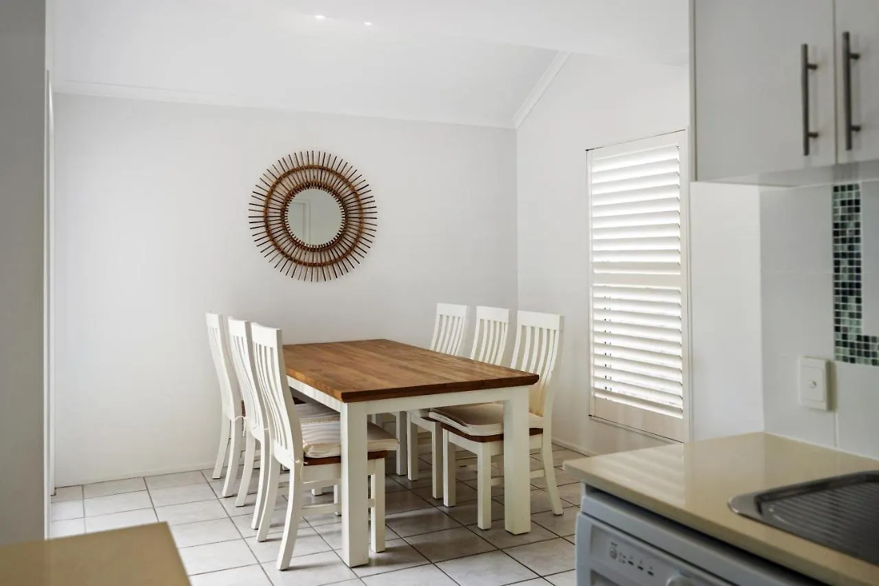 Seychelles Apartment 2, Noosaville